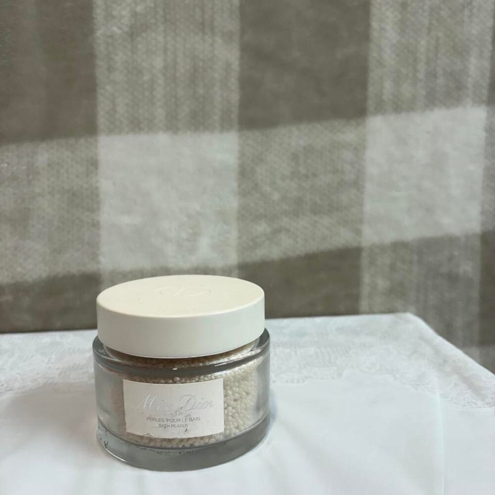 Dior miss dior bath pearls